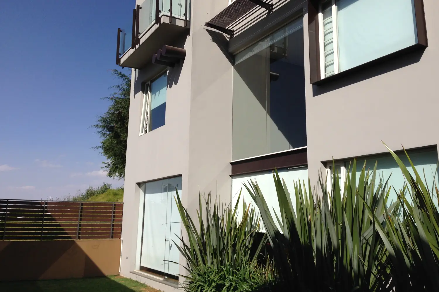Casa Cuajimalpa por Decaal Arquitectos – Obra completa