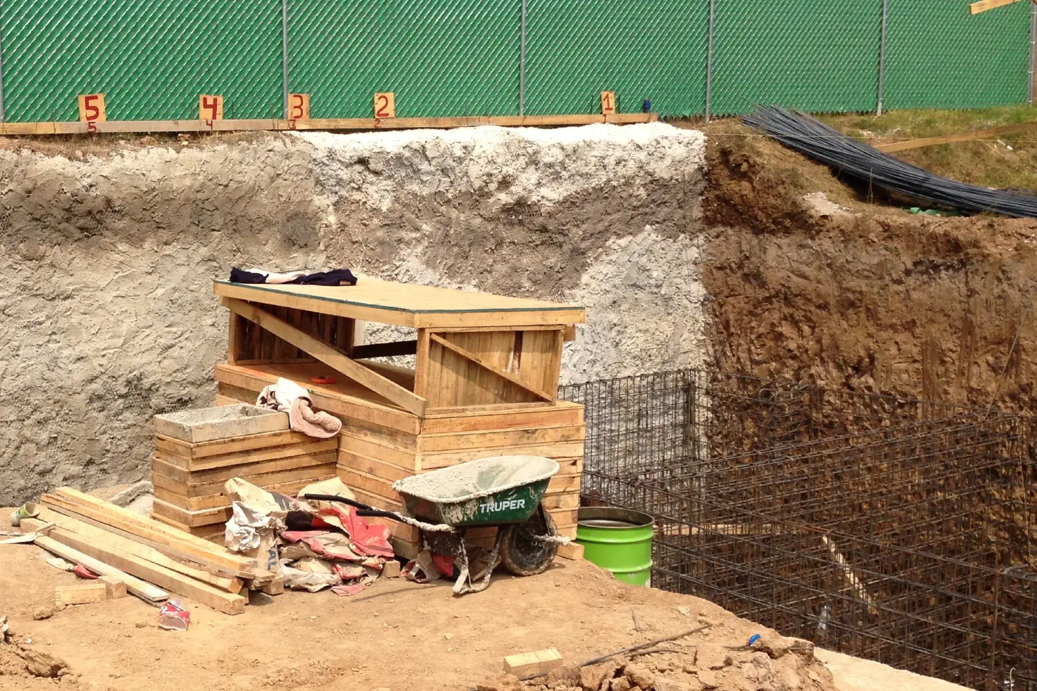 Proyecto Cumbres – Obra de construcción y carpintería fija