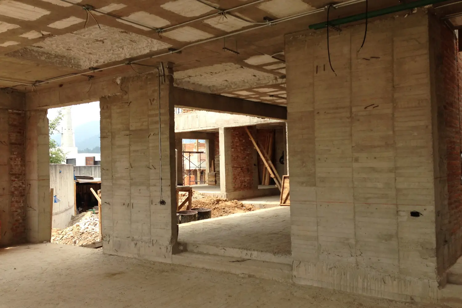 Proyecto Cumbres – Obra de construcción y carpintería fija